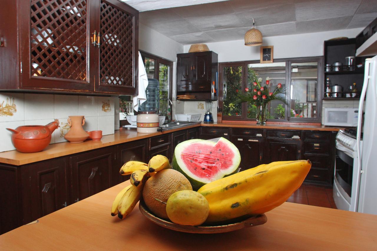 Casa Macondo Bed&Breakfast Cuenca Exterior foto